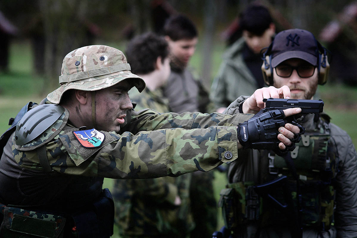 Střelecká příprava a kurz střelby Pistole Basic